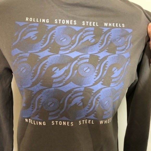 NWOT The Rolling Stones Steel Wheels Hoodie Top - Picture 4 of 12